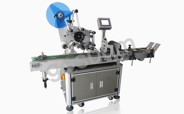 全自動貼標(biāo)機(jī)：標(biāo)簽貼貼貼，貼標(biāo)不再繁瑣